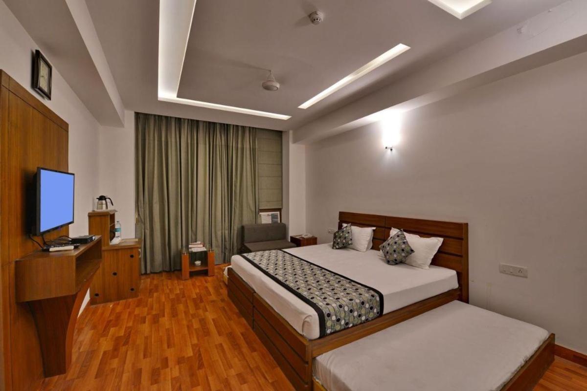 Modi Hotel&Resorts Pinjaur Esterno foto