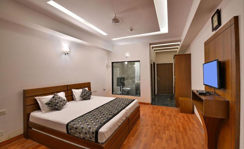 Modi Hotel&Resorts Pinjaur Esterno foto